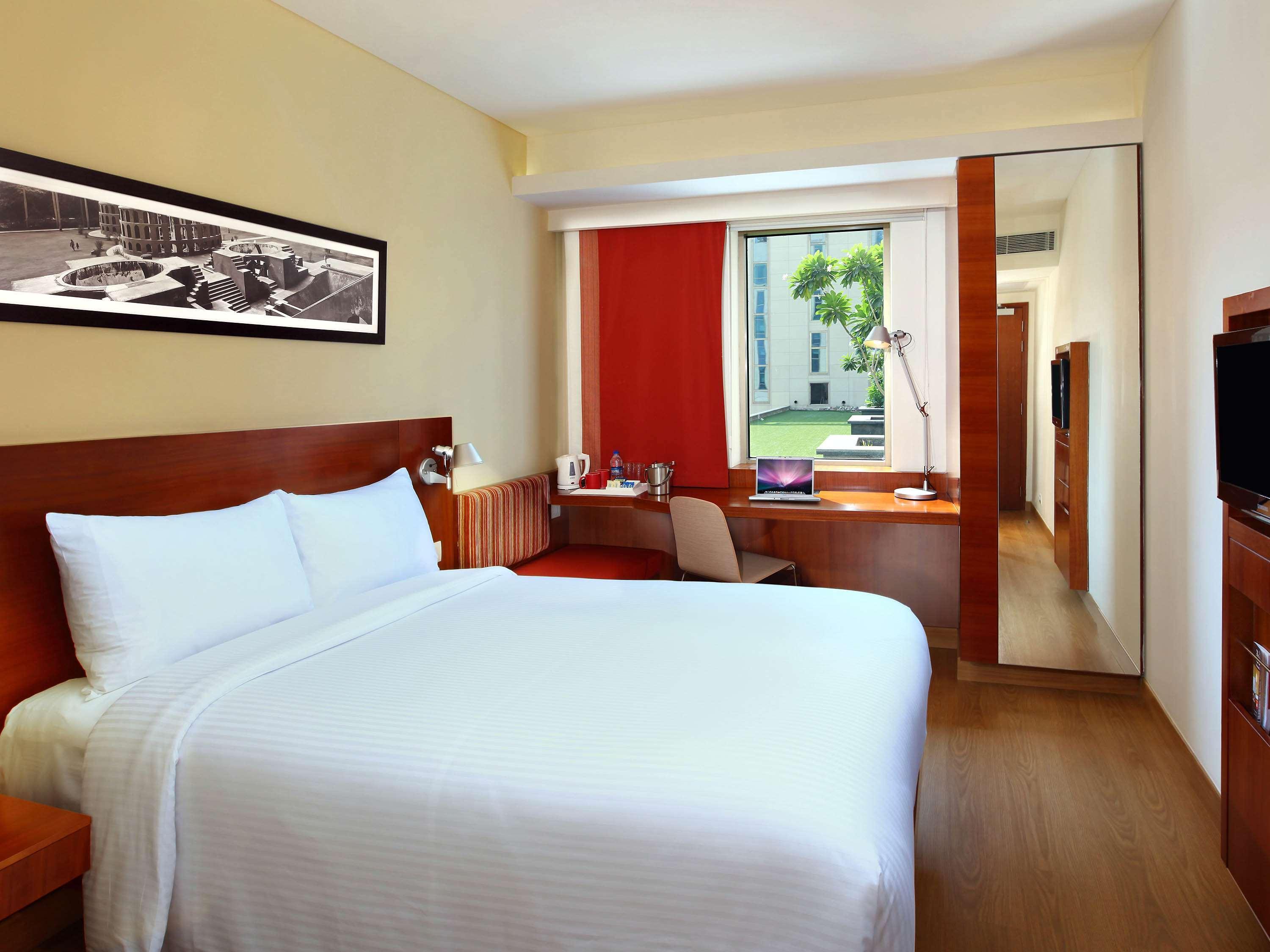Ibis Chennai City Centre - An Accor Brand Екстериор снимка