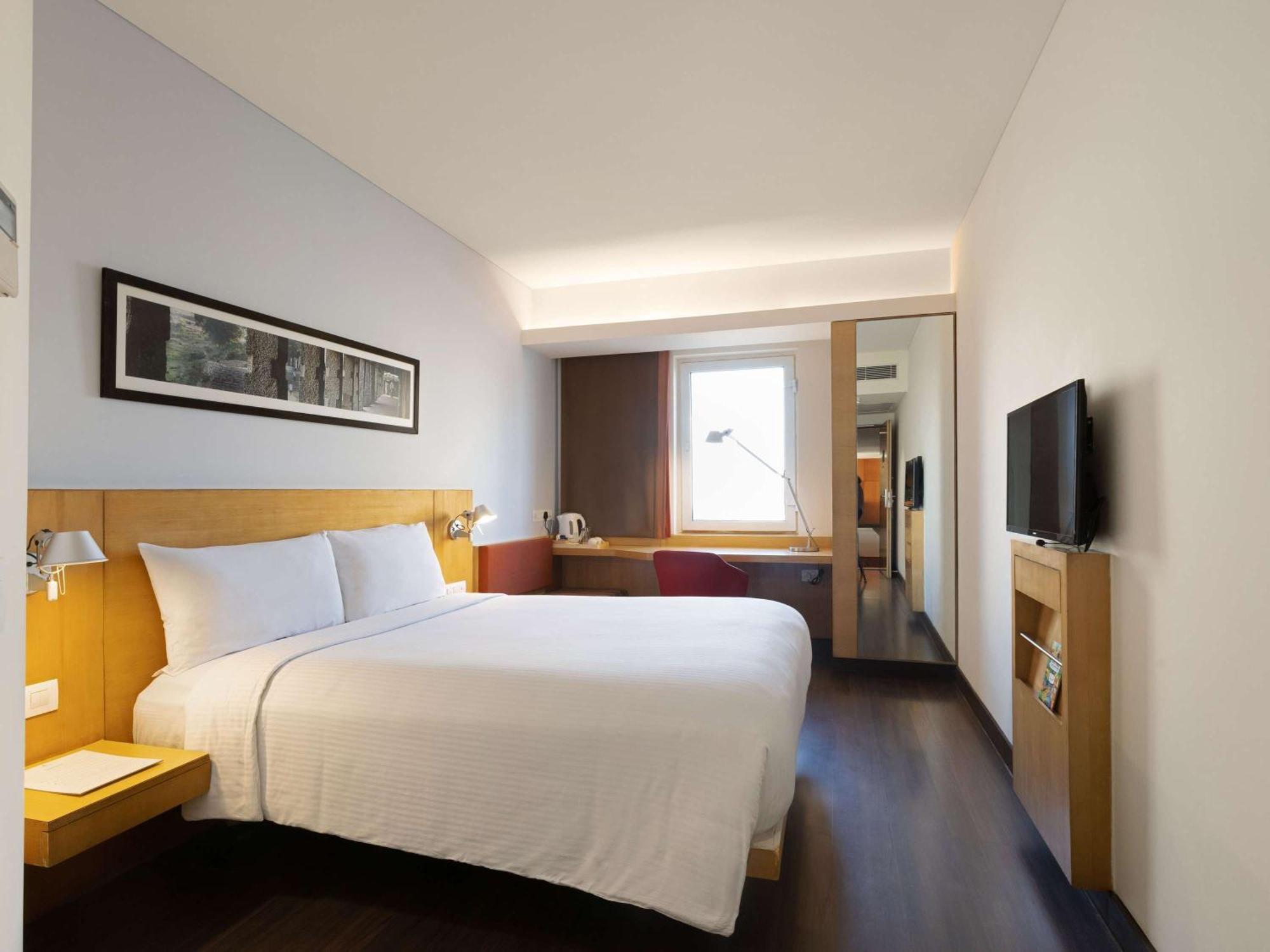 Ibis Chennai City Centre - An Accor Brand Екстериор снимка